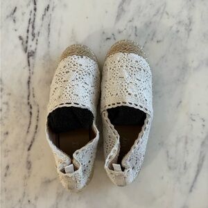 Old navy kids shoes size 2